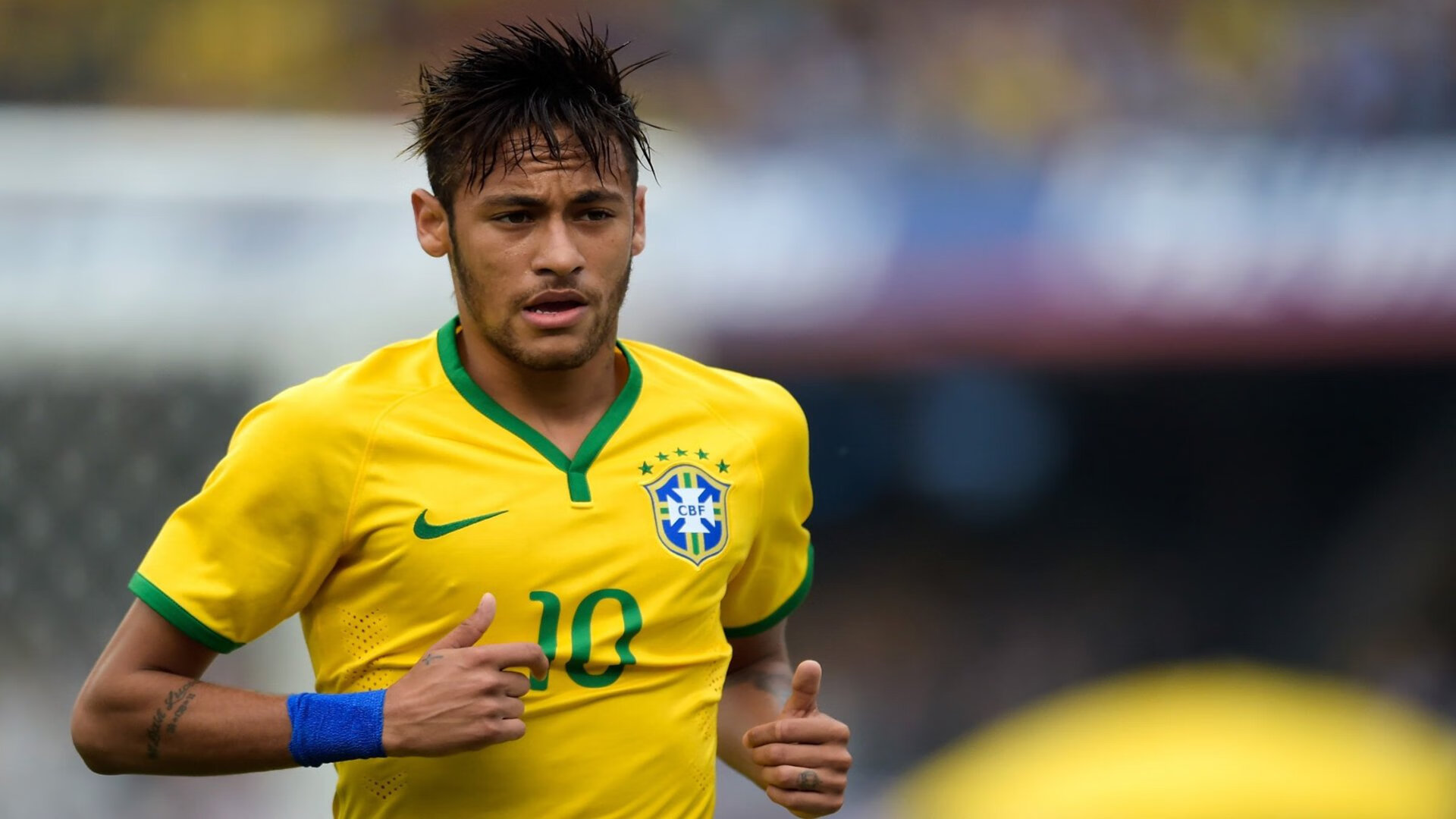 开云体育在线入口-专家建议加强足球基础设施建设，深化足球改革方案